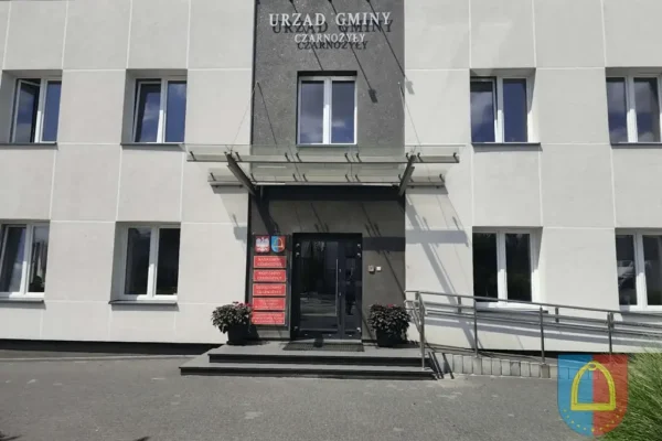 Gmina Czarnożyły zakończyła modernizację energetyczną urzędu