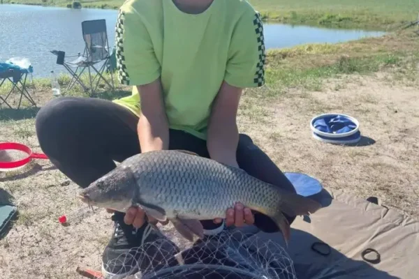 Wędkarskie emocje w Muzycznej Dolinie: pierwsze zawody o Puchar Wójta Gminy Mokrsko za nami