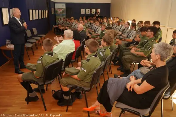 Spotkanie Świadków Historii z harcerzami w Wieluniu