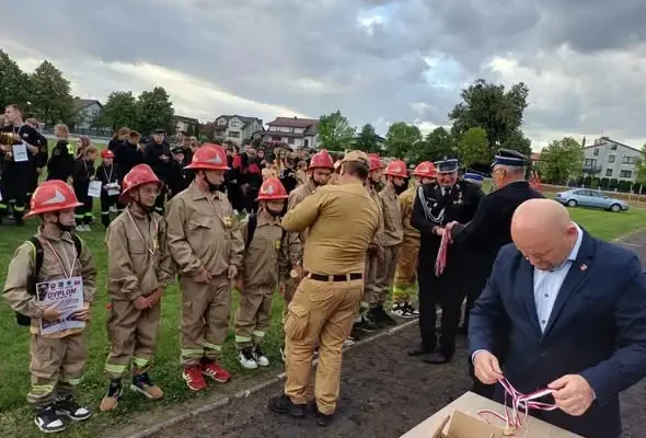 Młodzieżowe Drużyny Pożarnicze z Gminy Osjaków rywalizowały w Ostrówku
