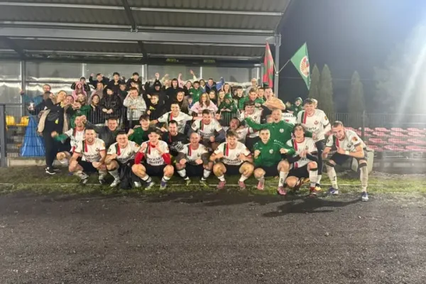 GLKS Warta Osjaków wygrywa 2:1 z Prosną Wieruszów. Decydująca druga połowa