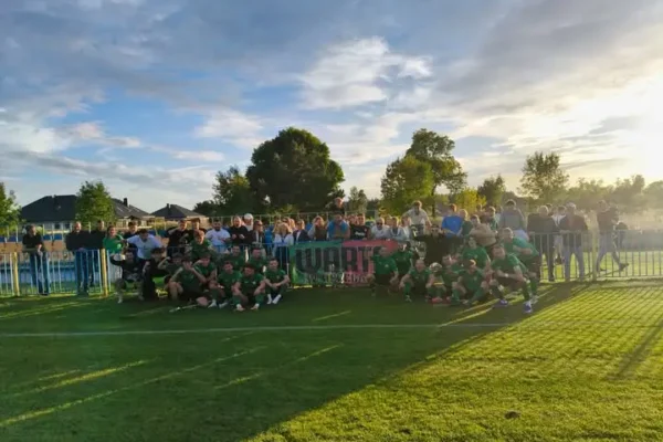 Warta Osjaków rozbiła Złoczewię Złoczew 4:0. Trzy punkty wracają do Osjakowa!