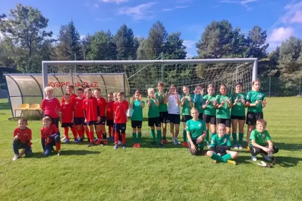 Orlik E1: Sparing z RKS Rychłocice – lekcja pokory dla młodych zawodników